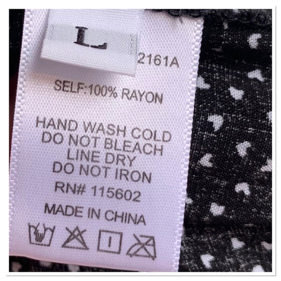 Sirena Off Shoulder Double Slit Dress Black White Heart Print Size Large - Picture 11 of 12